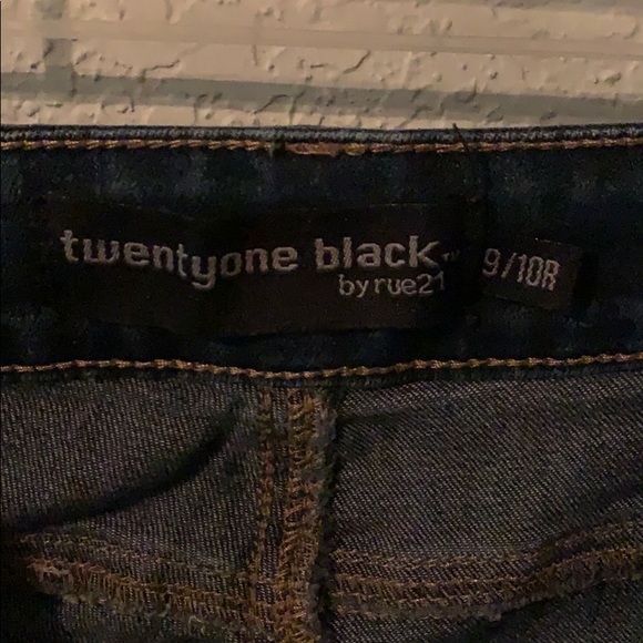 Jeans - Picture 4 of 8